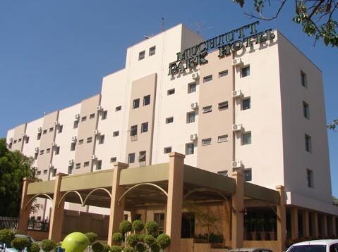 Muchiutt Park Hotel 普鲁登特总统城 外观 照片